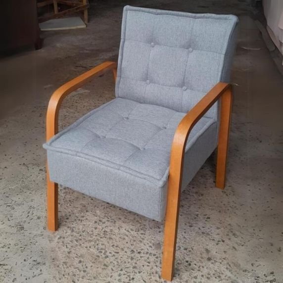 Poltrona Ester Linho Cinza – PL ESTOFADOS