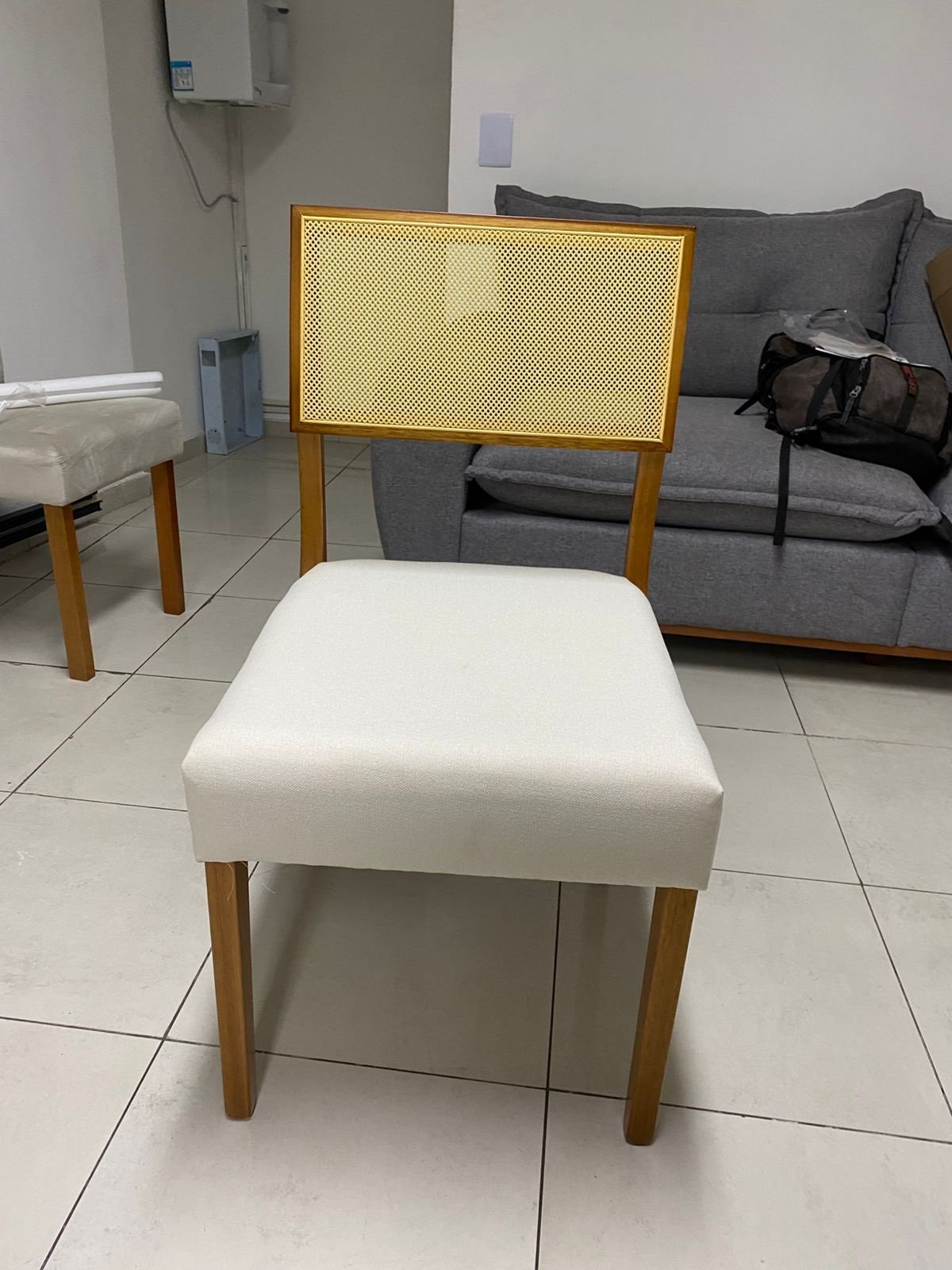 Kit 2 Cadeiras Grécia Mel/Linho Bege – HR MOVELARIA - Imagem 5