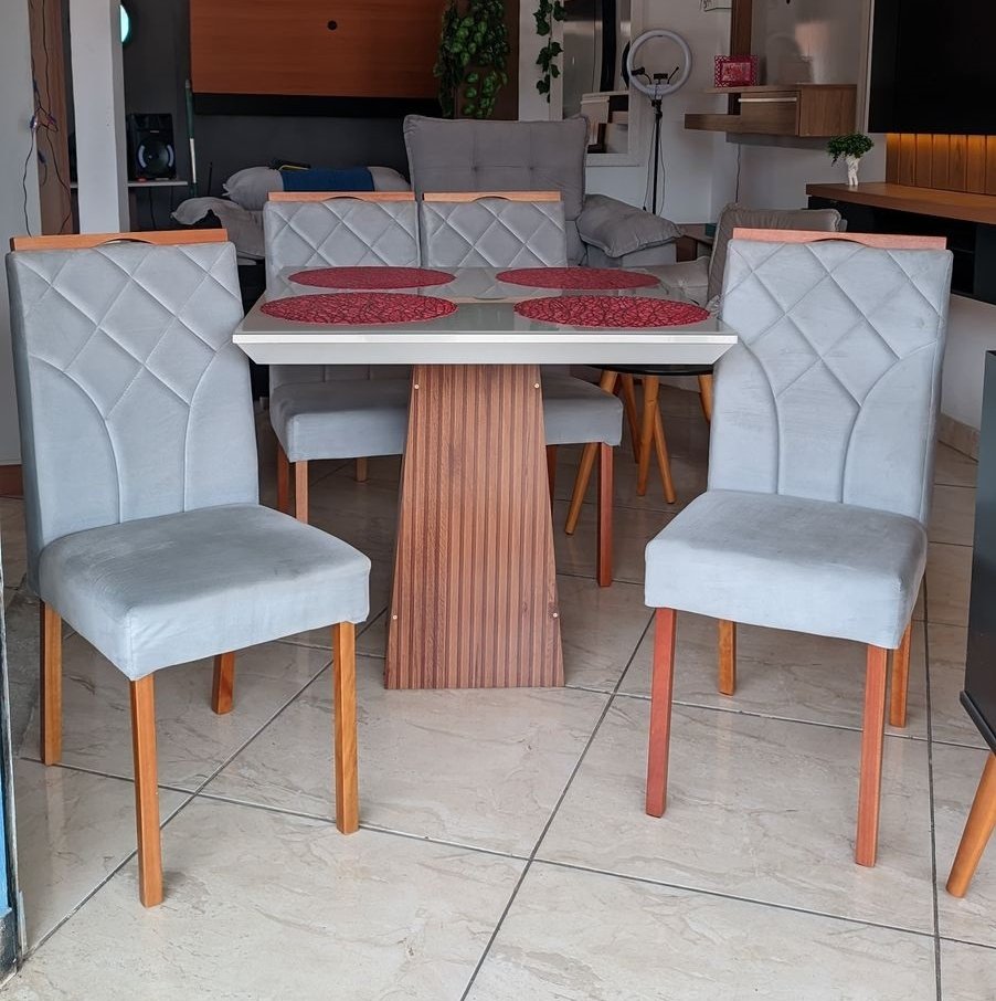 Mesa Luna 90 Canto Copo Imbuia/Ripado/Off White com 4 Cadeiras Stella Veludo Prata – RUFATO + CLEFATOS DECOR